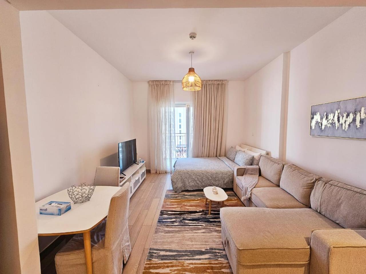 Cozy In Yas Island With Canal View Appartement Abou Dabi