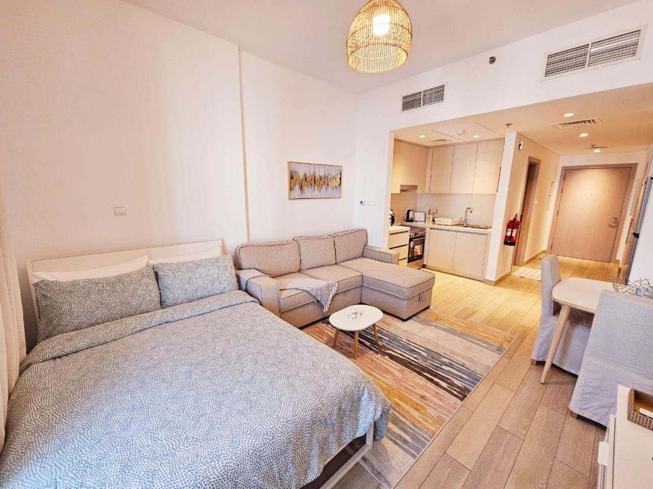 Appartement Cozy In Yas Island With Canal View Abou Dabi